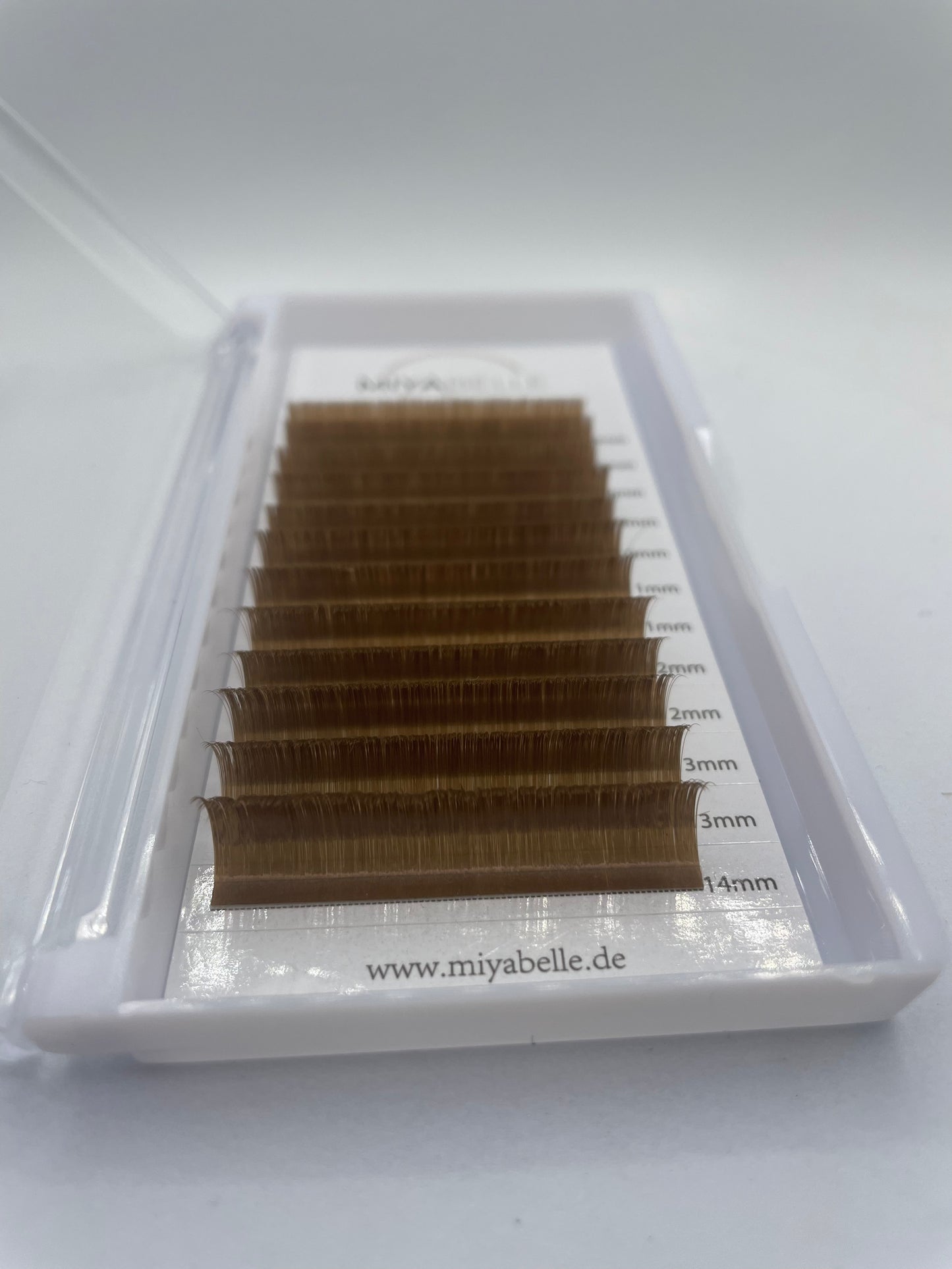 Farbige Easy Fanning Lashes in 0,05 in C, CC und D Curl